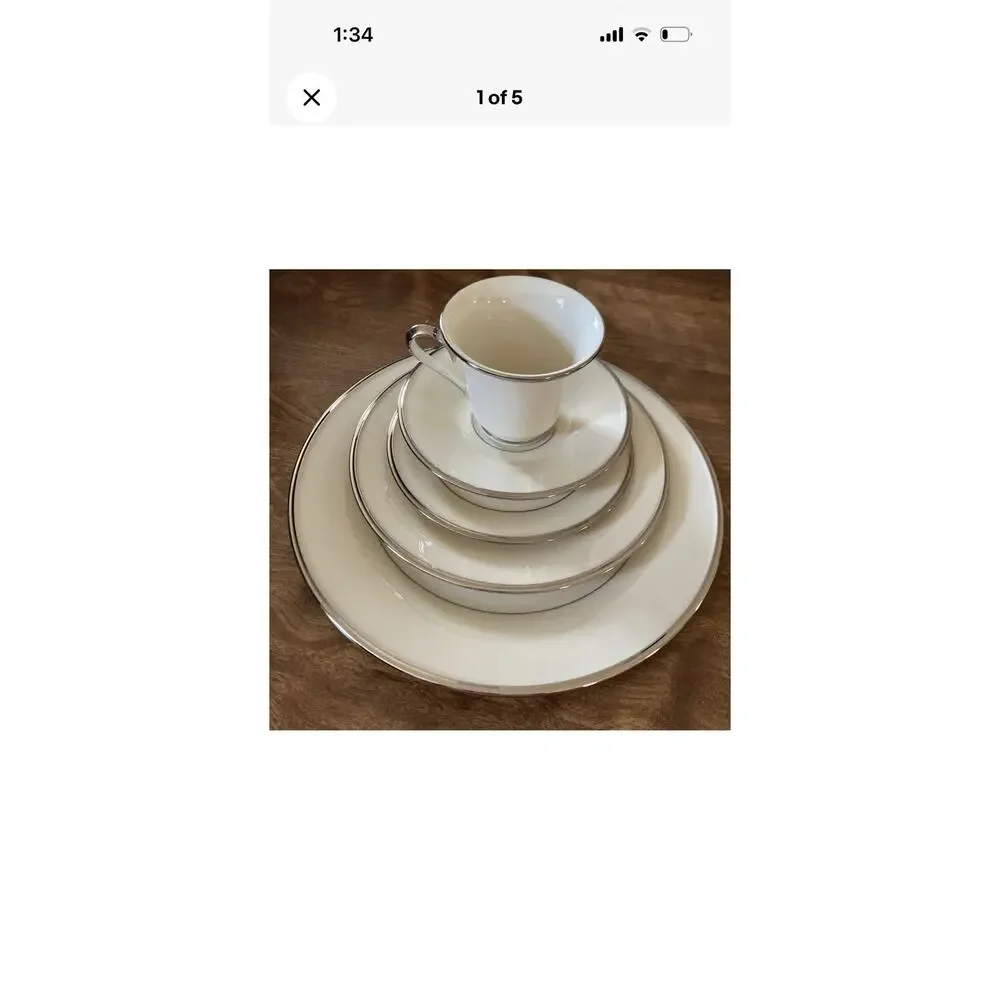Lenox Solitaire 5 Piece Place Setting white With Platinum Trim